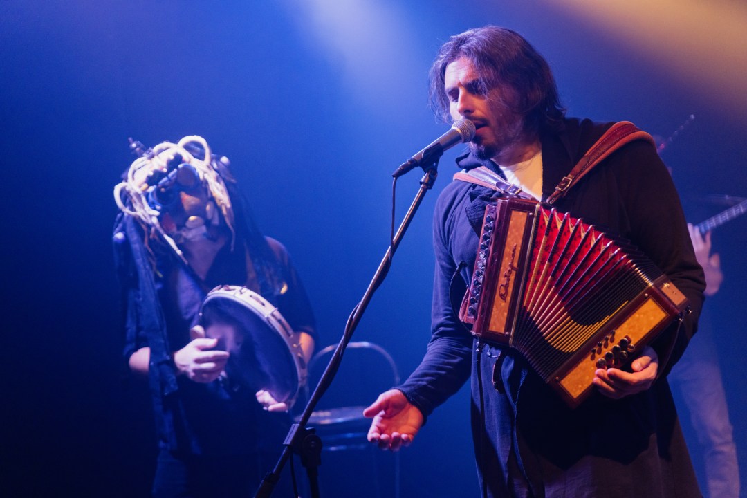 Giuliano Gabriele Basta!