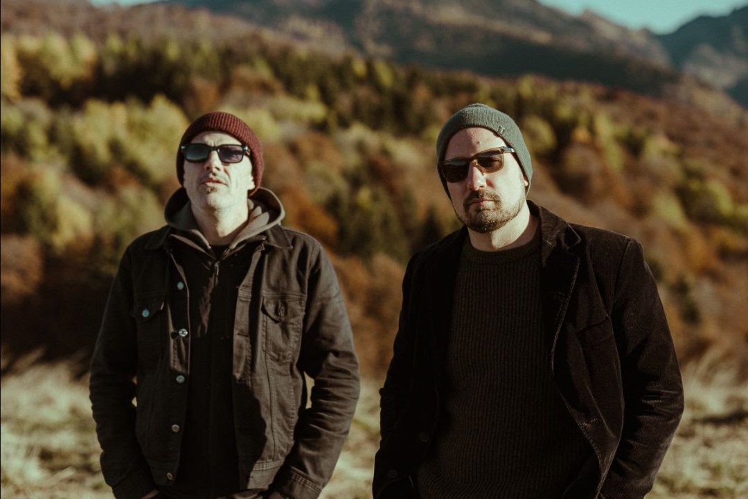 MAC/CORLEVICH "FAREWELL KISSES"