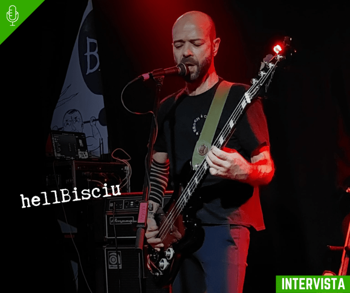 hellBisciu durante un'esibizione