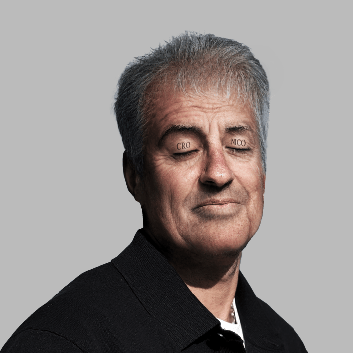 Copertina di Dellamore, autore del singolo Cronico.